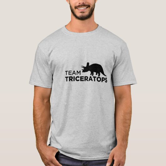 チームトリケラトプスのTシャツ Tシャツ (正面)