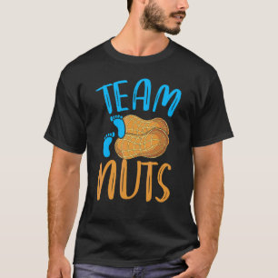 チームナットのチームボーイベビーシャワーパーティージェンダーレヴェア Tシャツ