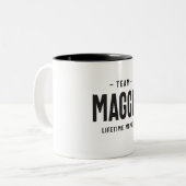 チームマギーの有効期間メンバパーソナライズされたー名 ツートーンマグカップ (正面左)