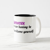 チームワークの定義 ツートーンマグカップ (正面右)