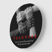 チームワークやる気を起こさせる感動的引用文手 ラージ壁時計 (傾斜)