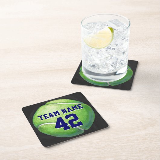 チーム名と番号を持つテニスボール スクエアペーパーコースター (インサイチュ)