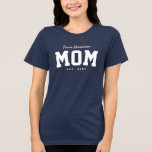チーム母かわいいシンプル白パーソナライズされた文字 トライブレンドＴシャツ<br><div class="desc">Lea Delaverisデザインテールゲート赤ちゃんシャワーコレクションとコーディネートするように設計されたこのチームのママのシャツは、新しいママやママのための完璧な贈り物である。赤素晴らしちゃんシャワーへの衣服にも、このスポーティなTシャツデザインは、白いスクリプトで「チーム名」を備え、「お母さはっきりした」と確立日を備えている。コレクション内の色とスタイルの検索このデザインは母素晴らしの日の贈り物、母のためのクリスマスギフトなどもある。スポーツ素晴らしママは、男の子ママは、女の子ママは、どんなママでも！</div>