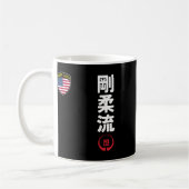 チーム空手五重流宇佐国旗マルティ日本のー コーヒーマグカップ (左)