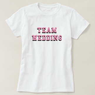 チーム結婚ズブラックピンク文字ブライダルバチェロレッテT Tシャツ