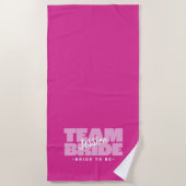 チーム花嫁の名前にシックな結婚レトロピンクプール ビーチタオル (正面)