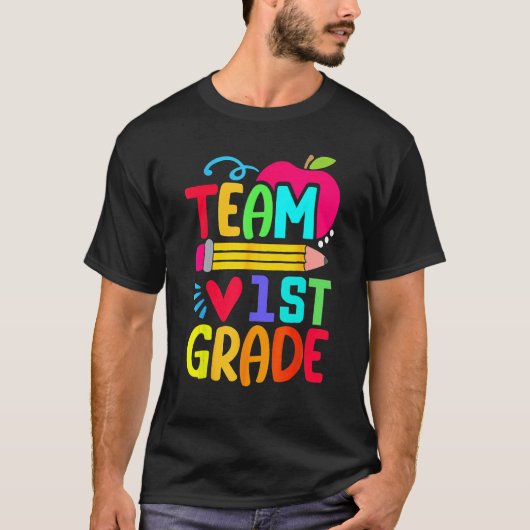 チーム1年生ペンシル新学期先生シュトゥード Tシャツ (正面)