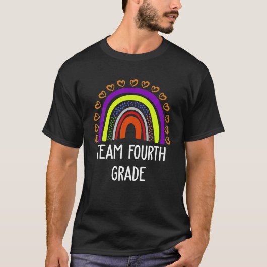 チーム4年生おもしろい4年生新学期先生 Tシャツ (正面)