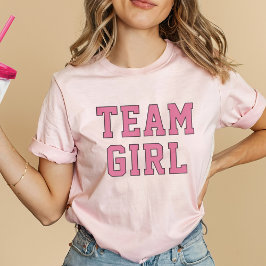 チーム ガール ピンク ヴァーシティ ジェンダー リビール レディース Tシャツ