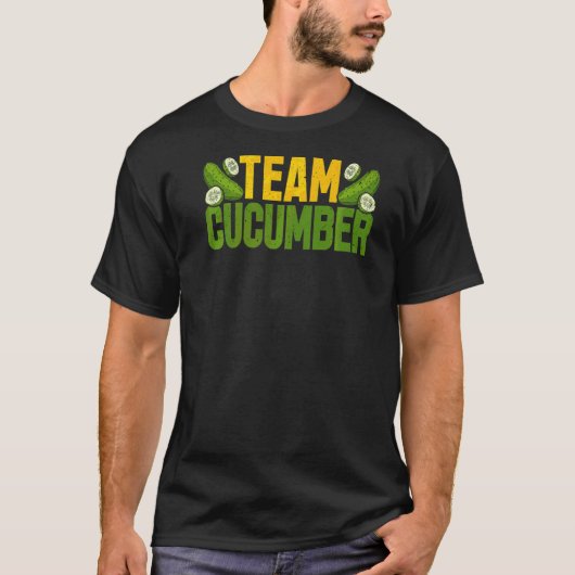 チーム・キュウリ・ピクルス キュウリ 野菜 ヴィーガン Tシャツ (正面)