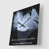 ツインの炎の羽と反射 スクエア壁時計 (傾斜)