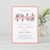 ツインガールズカップルピンクピーチシャワーベビーシャワー 招待状 (スタンド正面)