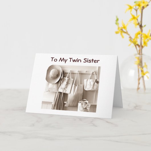 ツインシスターカントリースタイル誕生日ウィッシュ カード (黄色い花)