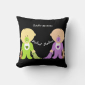 ツインズキープサク(両方の名前) クッション (正面)