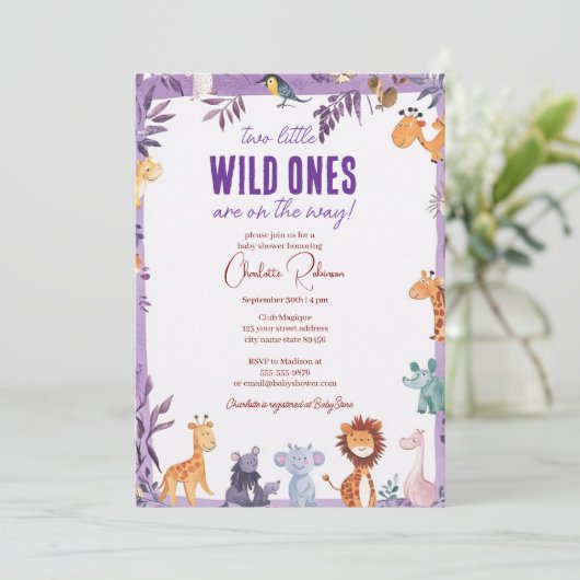 ツインズサファリベイビーシャワー2つの小さな野生のもの 招待状 (スタンド正面)