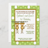 ツインズベビーモンキー5x7 1st誕生日招待状 招待状 (正面/裏面)