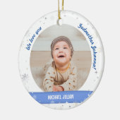 ツインズボーイズ写真ゴドマザー初めてのクリスマスベビー セラミックオーナメント (左)
