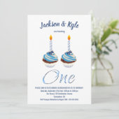 ツインボーイズ1stバースデーブルーカップケーキパーティー 招待状 (スタンド正面)