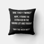 ツインマムツインパパツインズベビーギフトデザイン クッション (裏面)