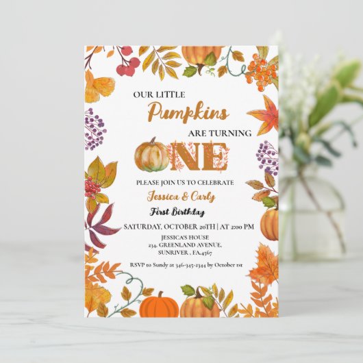 ツイン秋パンプキンガールファースト誕生日 招待状 (スタンド正面)