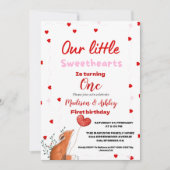 ツイン赤いハートバレンタインズデイスウィート誕生日 招待状 (正面)