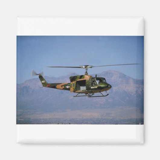 ツイン・ホイーUH-1N マグネット (正面)