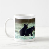 ツキノワグマの幼いこども コーヒーマグカップ (左)