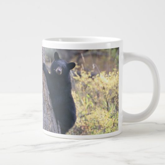 ツキノワグマの幼いこども ジャンボコーヒーマグカップ (右)