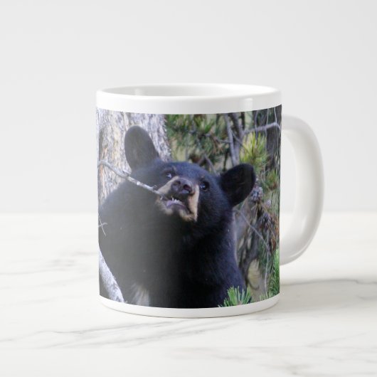 ツキノワグマの幼いこども ジャンボコーヒーマグカップ (正面右)