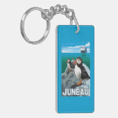 ツノメドリ及び遊航船-ジュノー、アラスカ キーホルダー (正面左)
