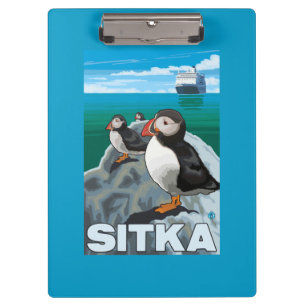 ツノメドリ及び遊航船- Sitka、アラスカ クリップボード
