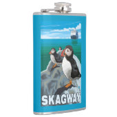 ツノメドリ及び遊航船- Skagway、アラスカ フラスク (右)