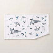 ツバメの飛んでいる群れイラストレーション バスタオルセット (ハンドタオル)