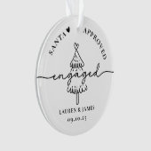 ツリミニマルー私たちの初めてのクリスマスの婚約したカップル オーナメント (正面)