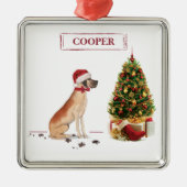 ツリーと大おもしろいきなダンのクリスマス犬 メタルオーナメント (正面)