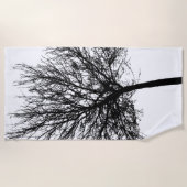 ツリーのシルエット ビーチタオル (正面)