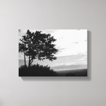 ツリーのシルエット（白黒）