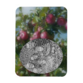 ツリーの赤いリンゴ絵画あなたの写真を追加 マグネット (縦)