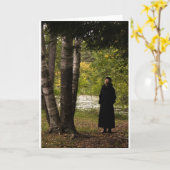 「ツリーエレガントの下の女性」グリーティングカード カード (黄色い花)