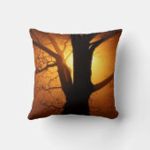 ツリーシルエットアットサンセットアクセント装飾用クッション クッション (裏面)