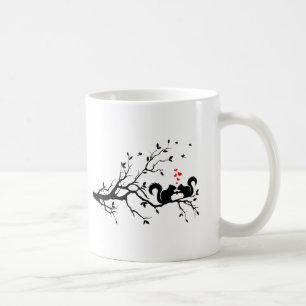 ツリーブランチの赤いハートとのSqurrels コーヒーマグカップ