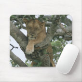 ツリー登山雌ライオン(Panthera leo)、クイーン マウスパッド (マウス)