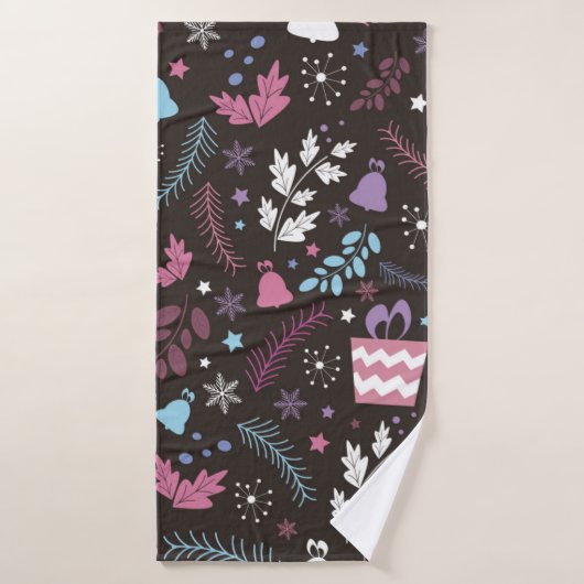 ツリー、雪、ギフトとクリスマスシームレスなパターン バスタオル (バスタオル)