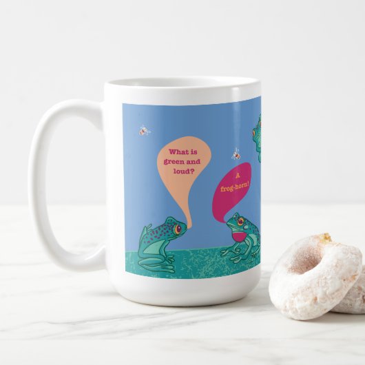 ツリ間抜けーのカエル – 青と緑 コーヒーマグカップ (ドーナツ)
