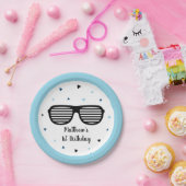 ツーサングラスクールボーイ誕生日 ペーパープレート (パーティー)