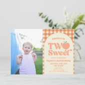 ツースイーツピーチ写真2nd誕生日パーティー 招待状 (スタンド正面)