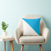 ツートン斜めブライトブルーThrow Pillow クッション (椅子)