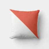 ツートーンダイアゴナルダークオレンジ装飾用クッション クッション (正面)