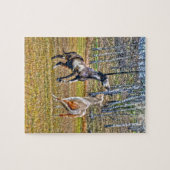 ツーピントよくはしゃぐウマ絵を描ーズウマ科のアートデザイン ジグソーパズル (横)