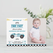 ツーファースト レース カー ボーイ 2歳の誕生日パーティーの写真 招待状 (スタンド正面)